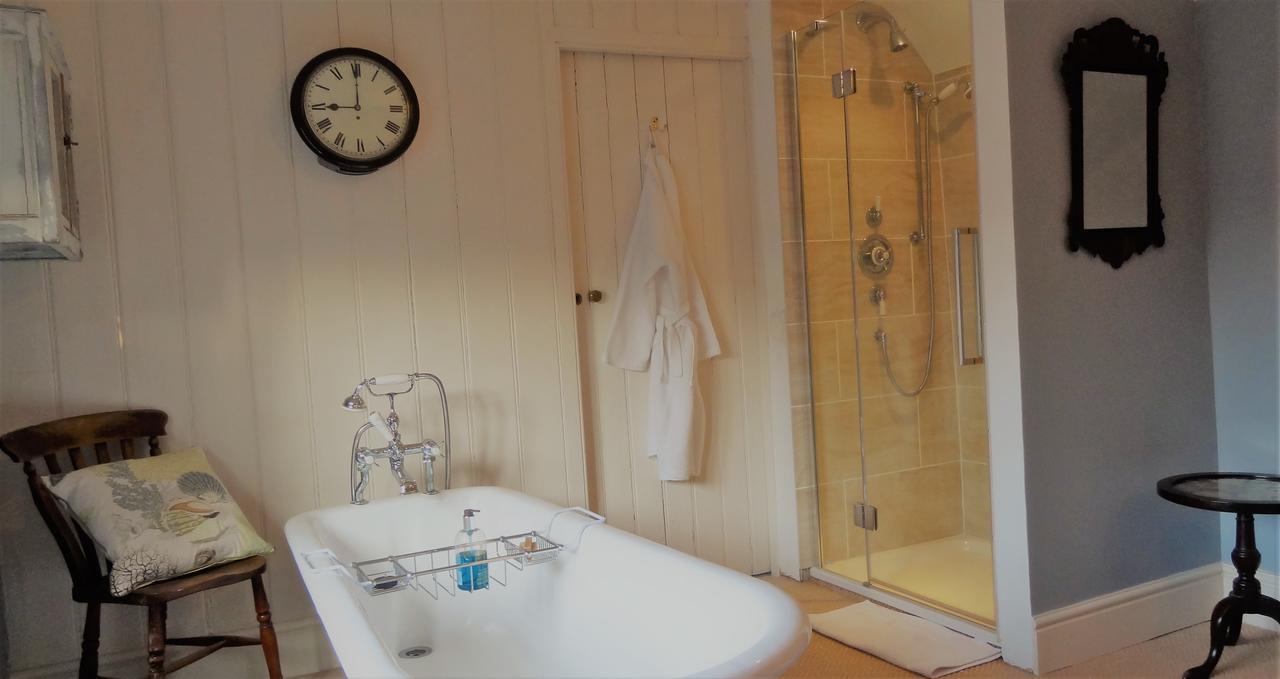 Huxham Farmhouse Bed & Breakfast East Pennard Екстериор снимка