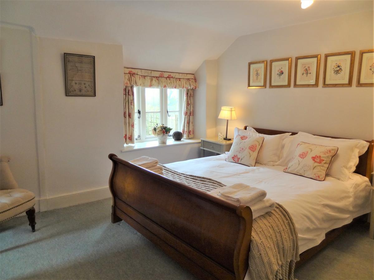 Huxham Farmhouse Bed & Breakfast East Pennard Екстериор снимка