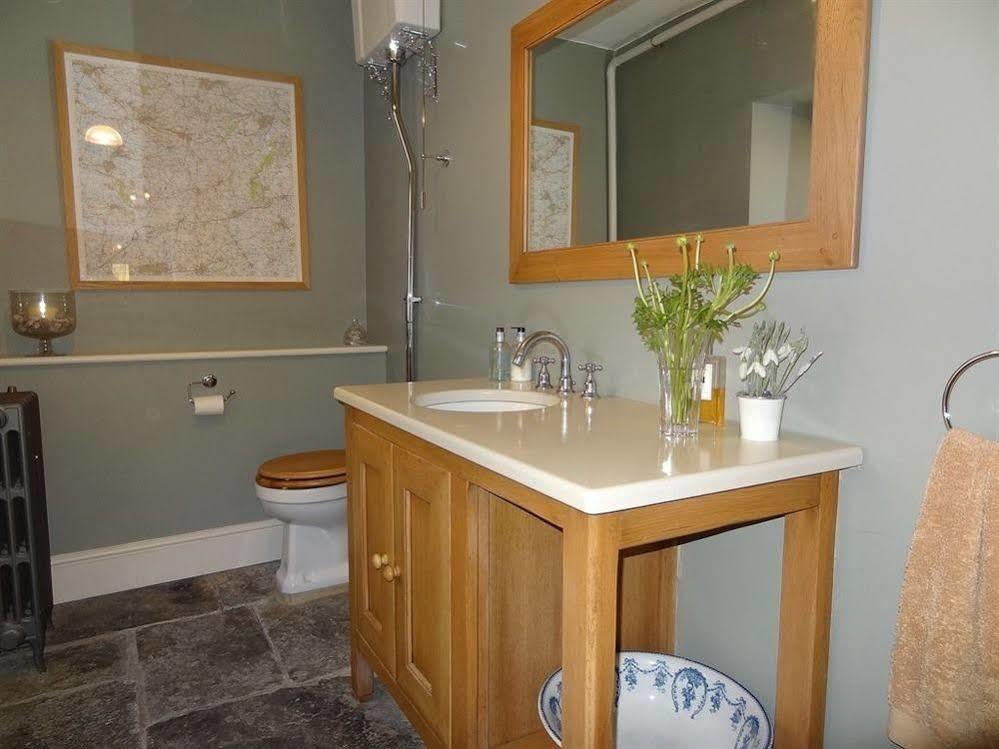 Huxham Farmhouse Bed & Breakfast East Pennard Екстериор снимка
